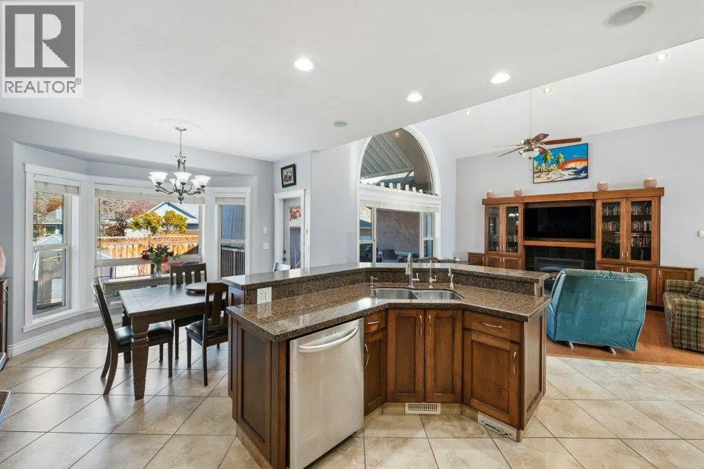 1124 Fairview Road