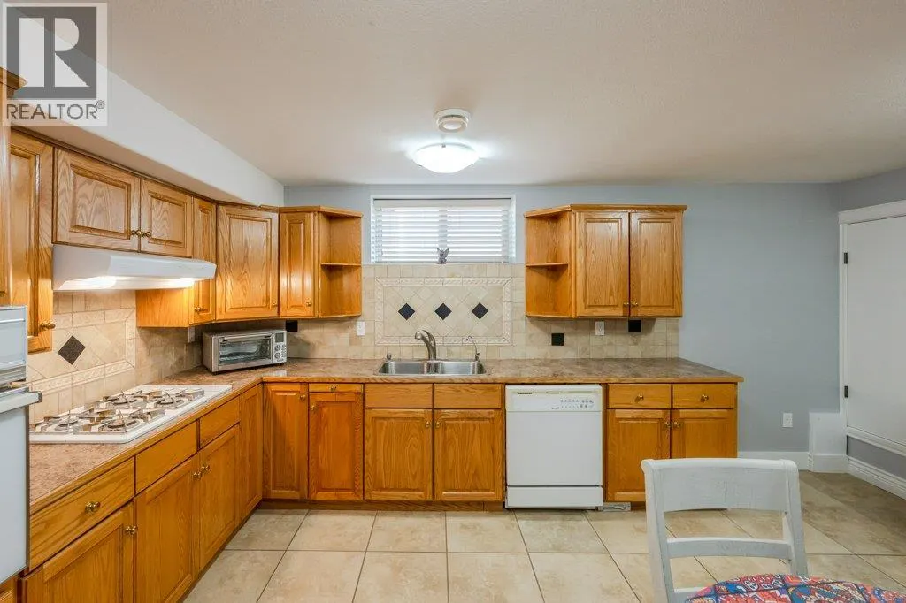 1124 Fairview Road