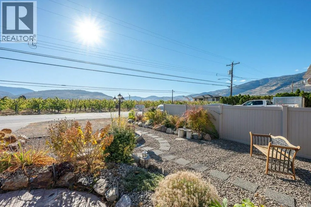 1124 Fairview Road