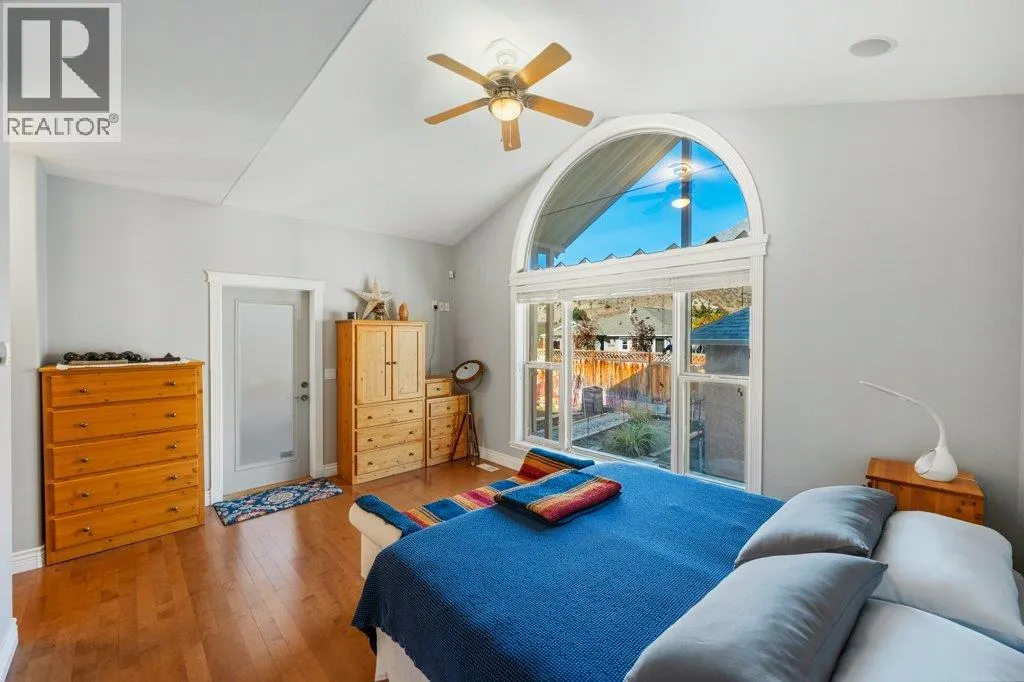1124 Fairview Road