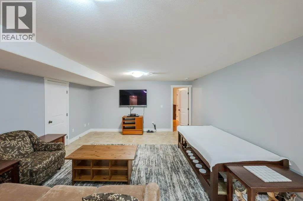 1124 Fairview Road