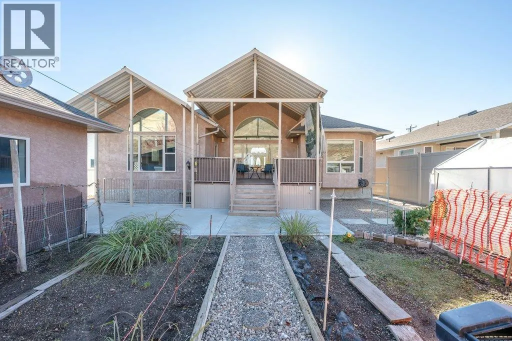 1124 Fairview Road