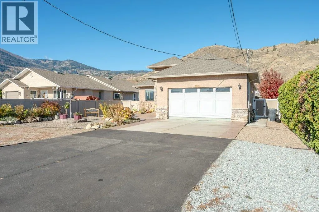 1124 Fairview Road