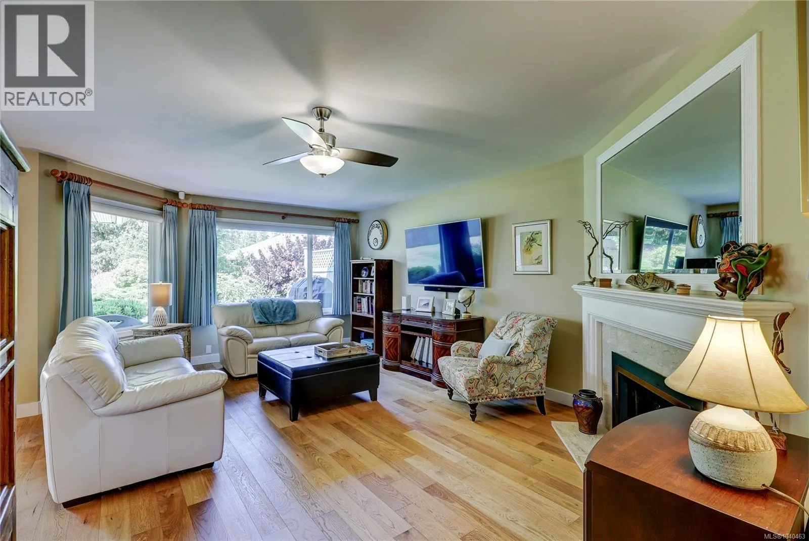 201 330 Dogwood St