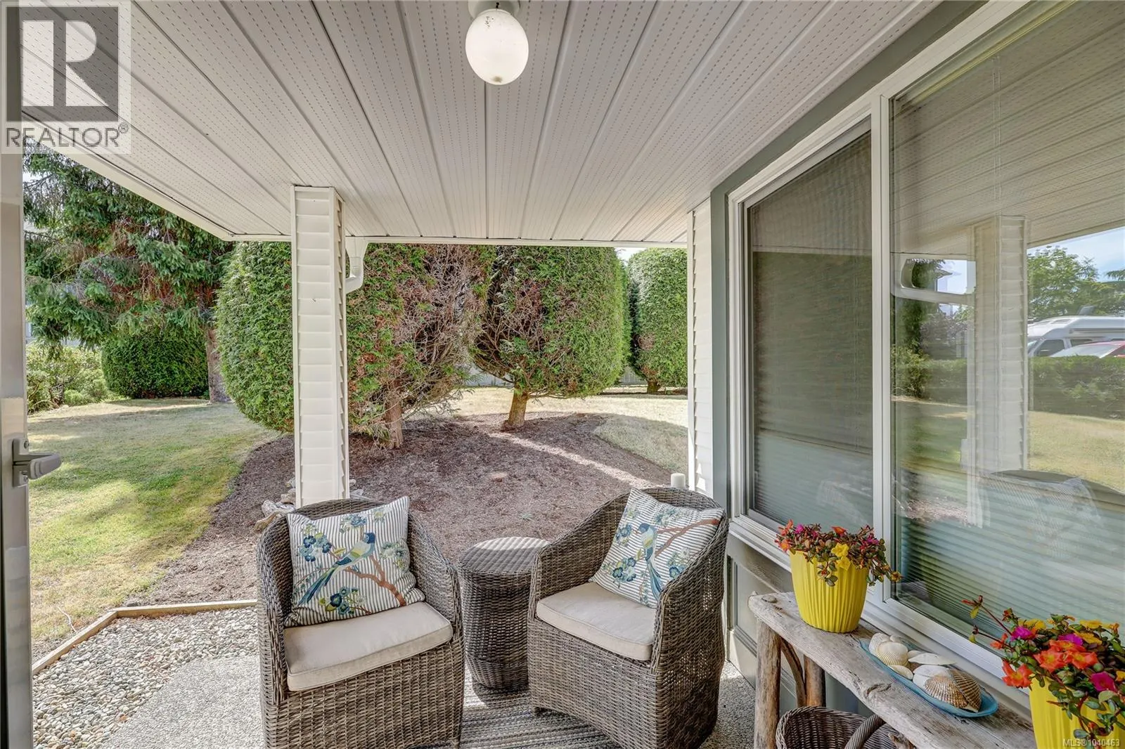 201 330 Dogwood St