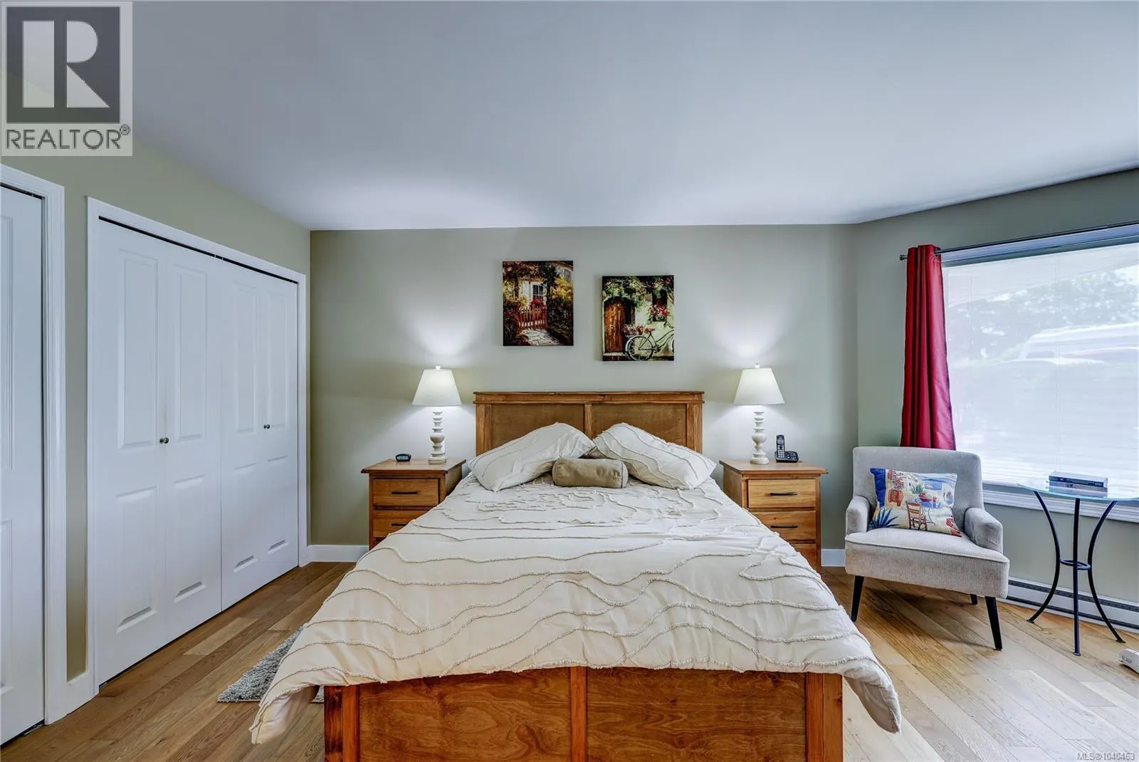 201 330 Dogwood St