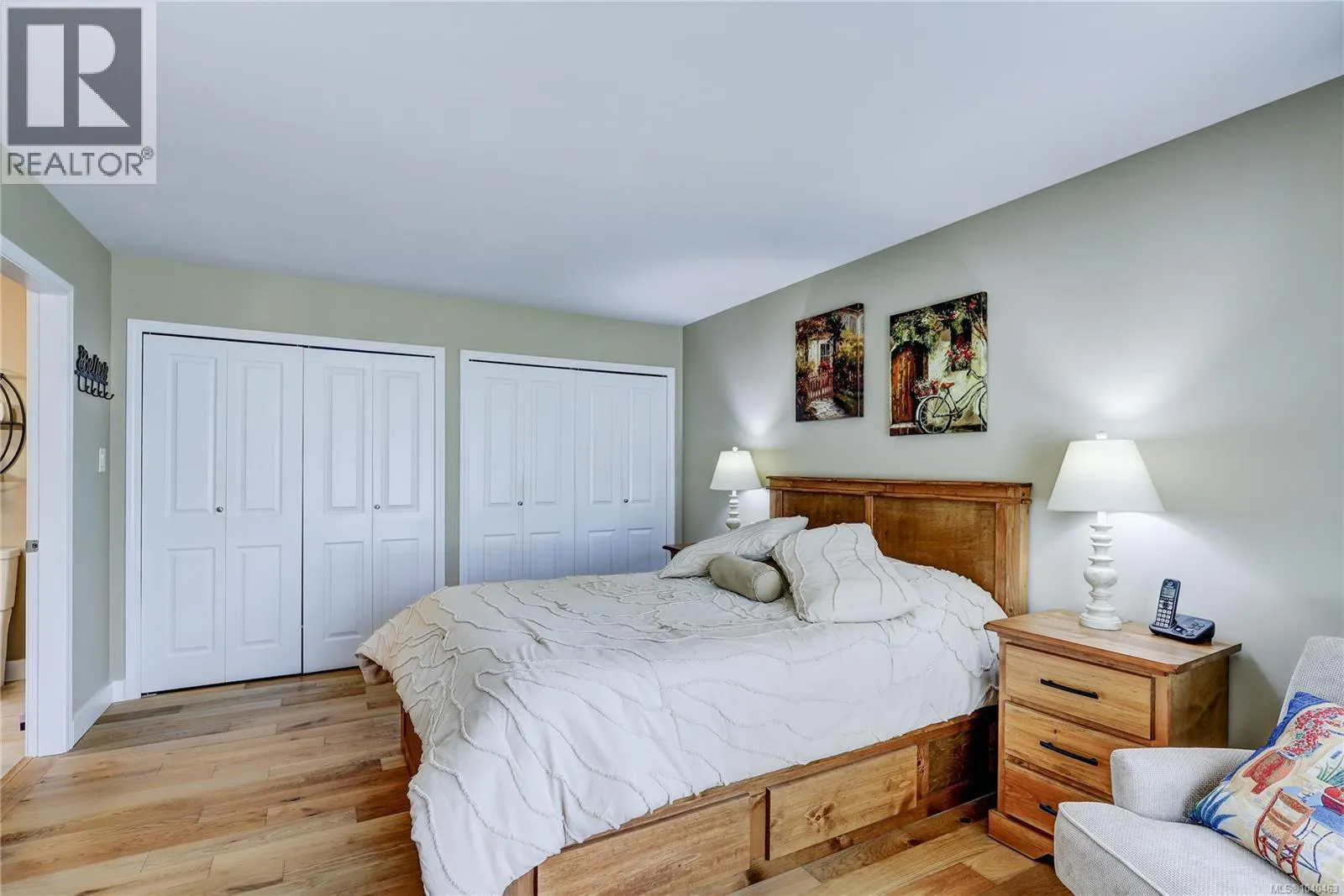 201 330 Dogwood St