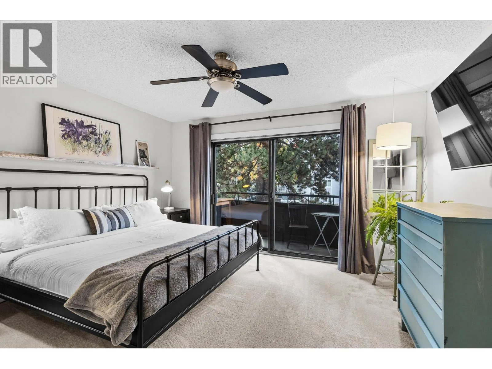 983 Bernard Avenue Unit# 210