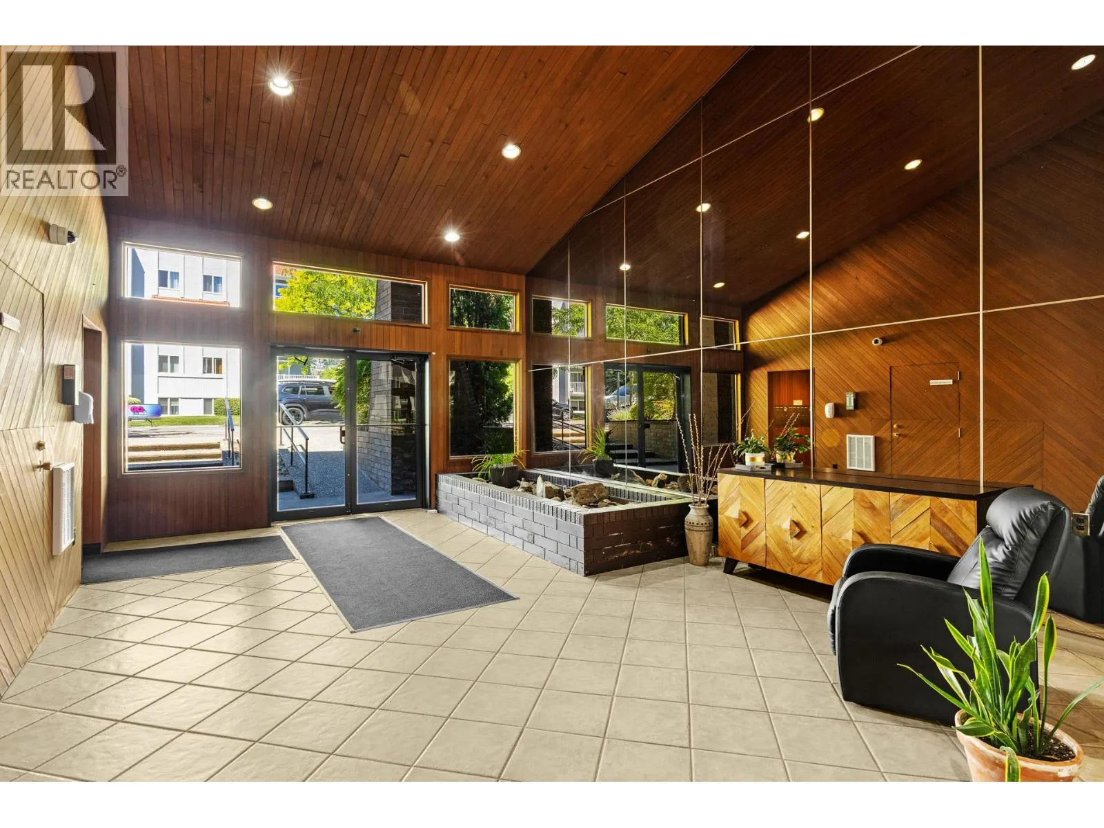 983 Bernard Avenue Unit# 210