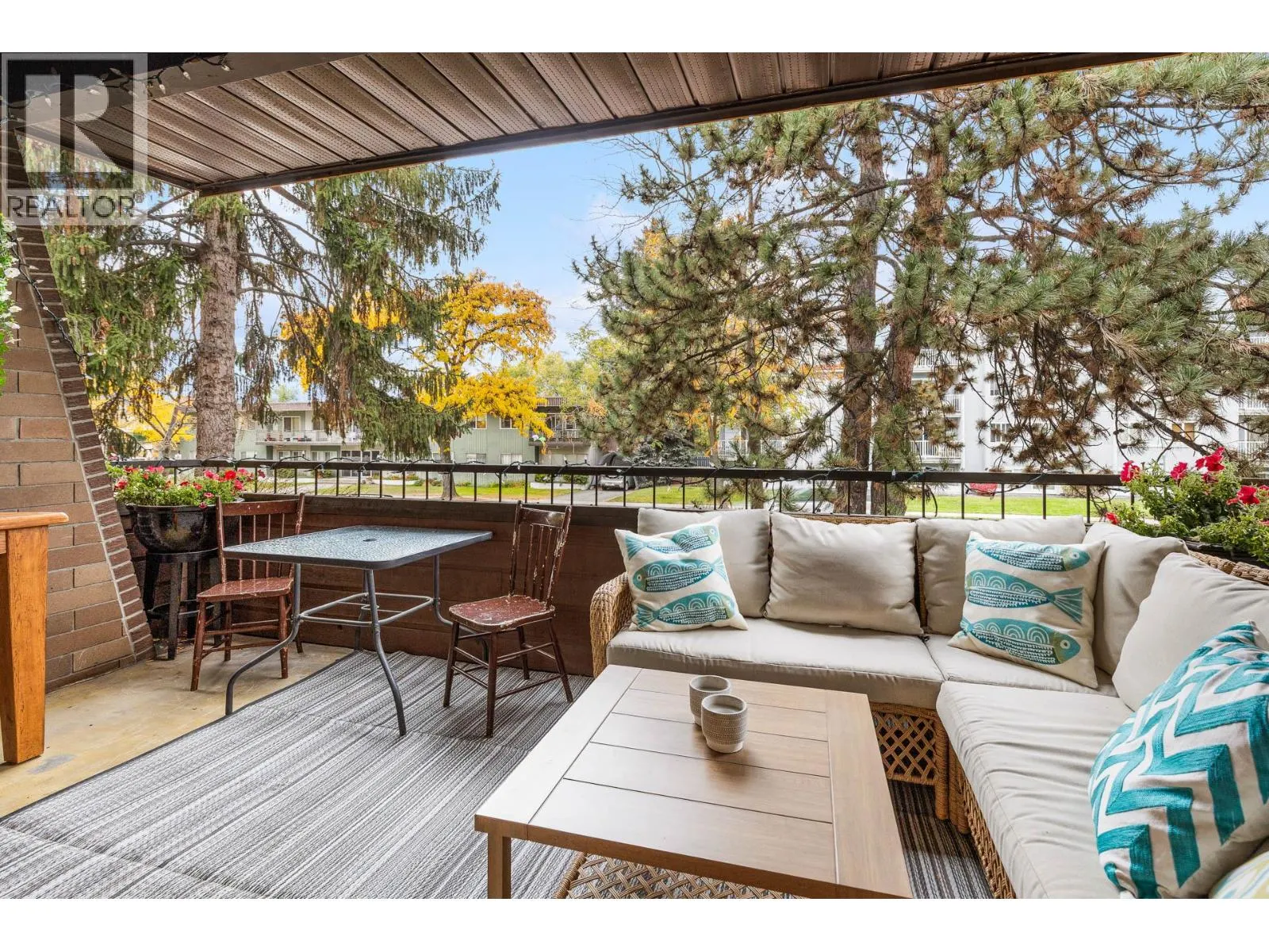 983 Bernard Avenue Unit# 210