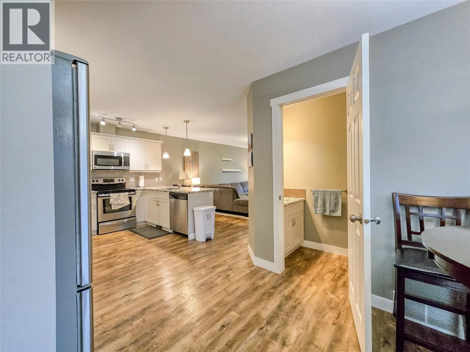 989 SWANSEA VIEW Road Unit# 19
