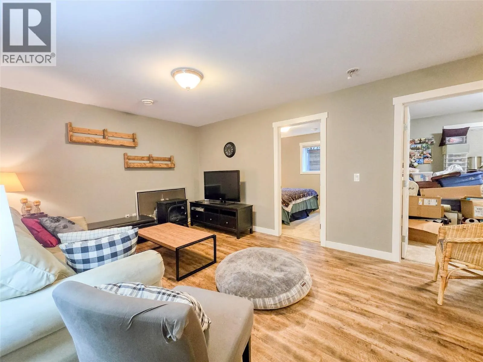 989 SWANSEA VIEW Road Unit# 19