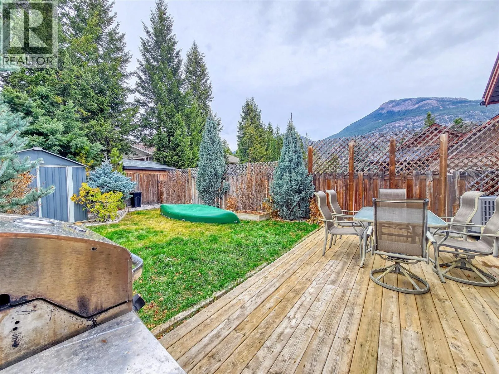 989 SWANSEA VIEW Road Unit# 19