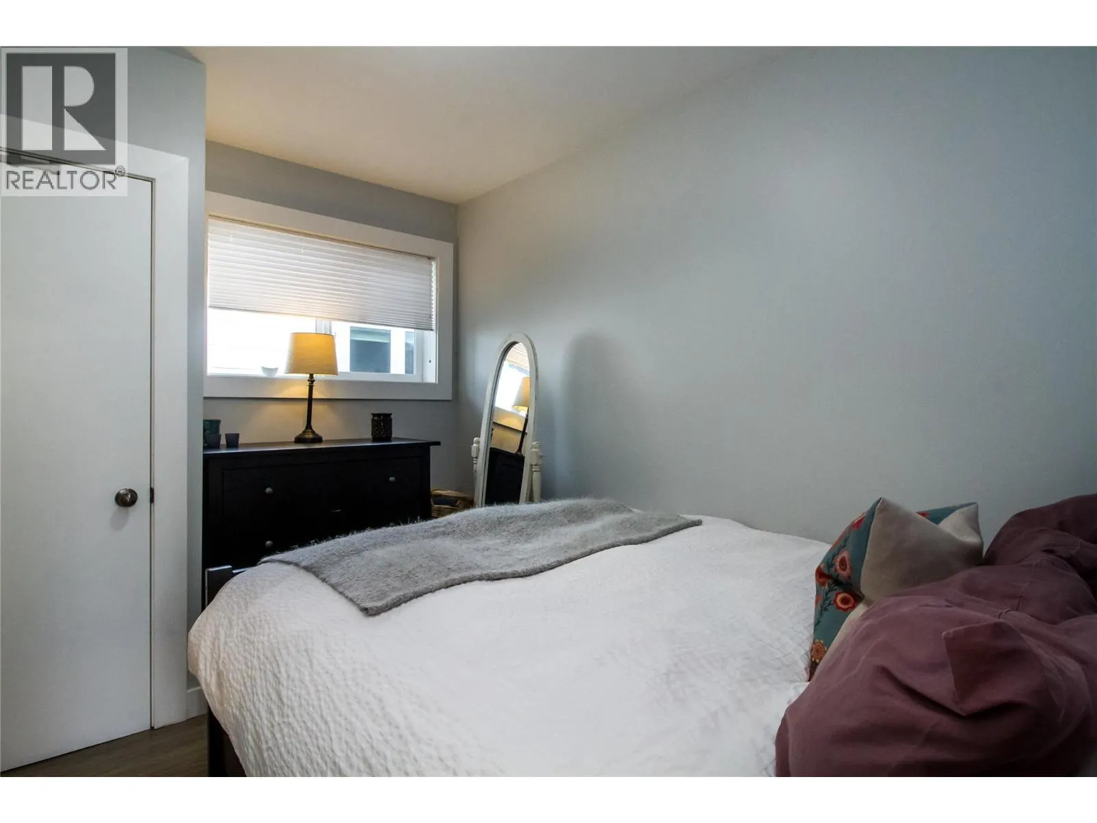 321 Third Street E
