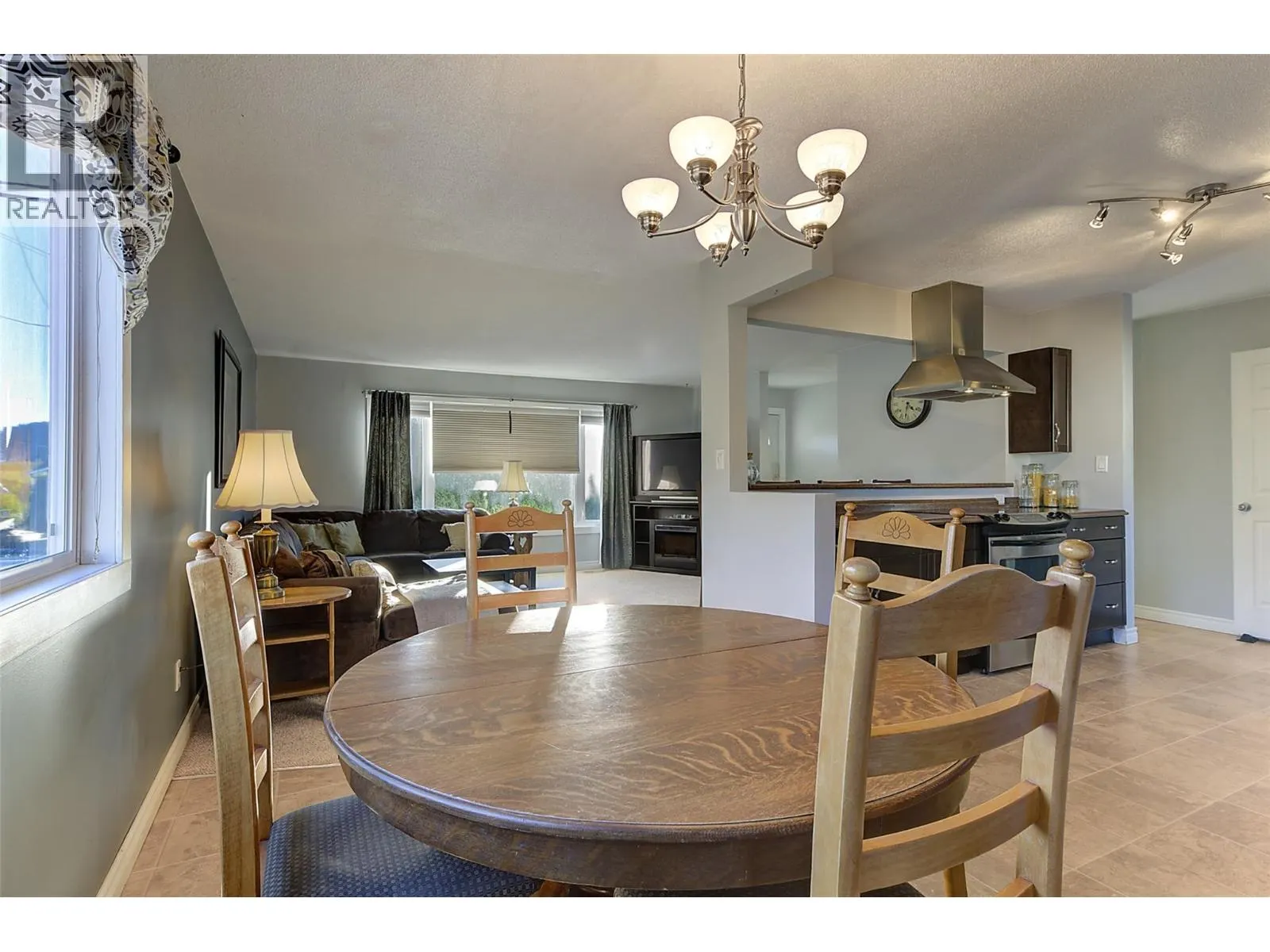 2460 Sexsmith Road