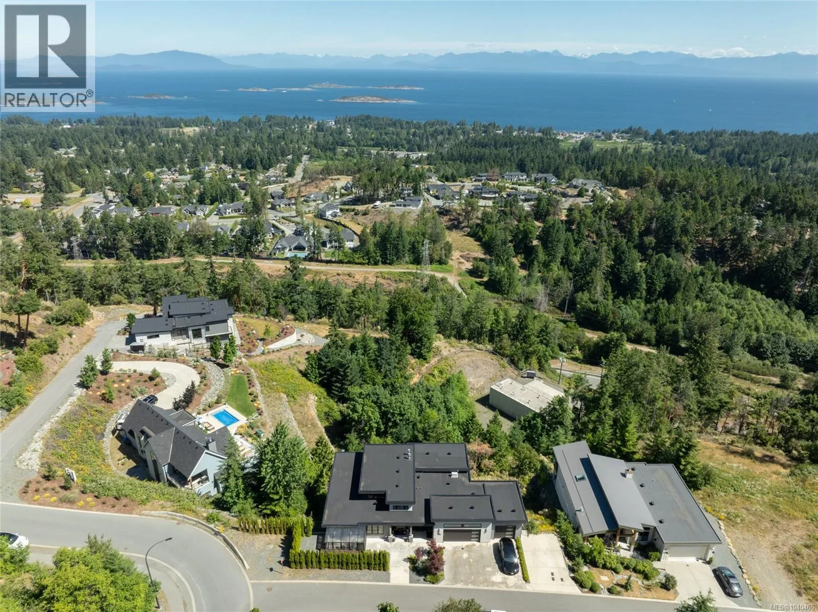 7376 High Ridge Cres