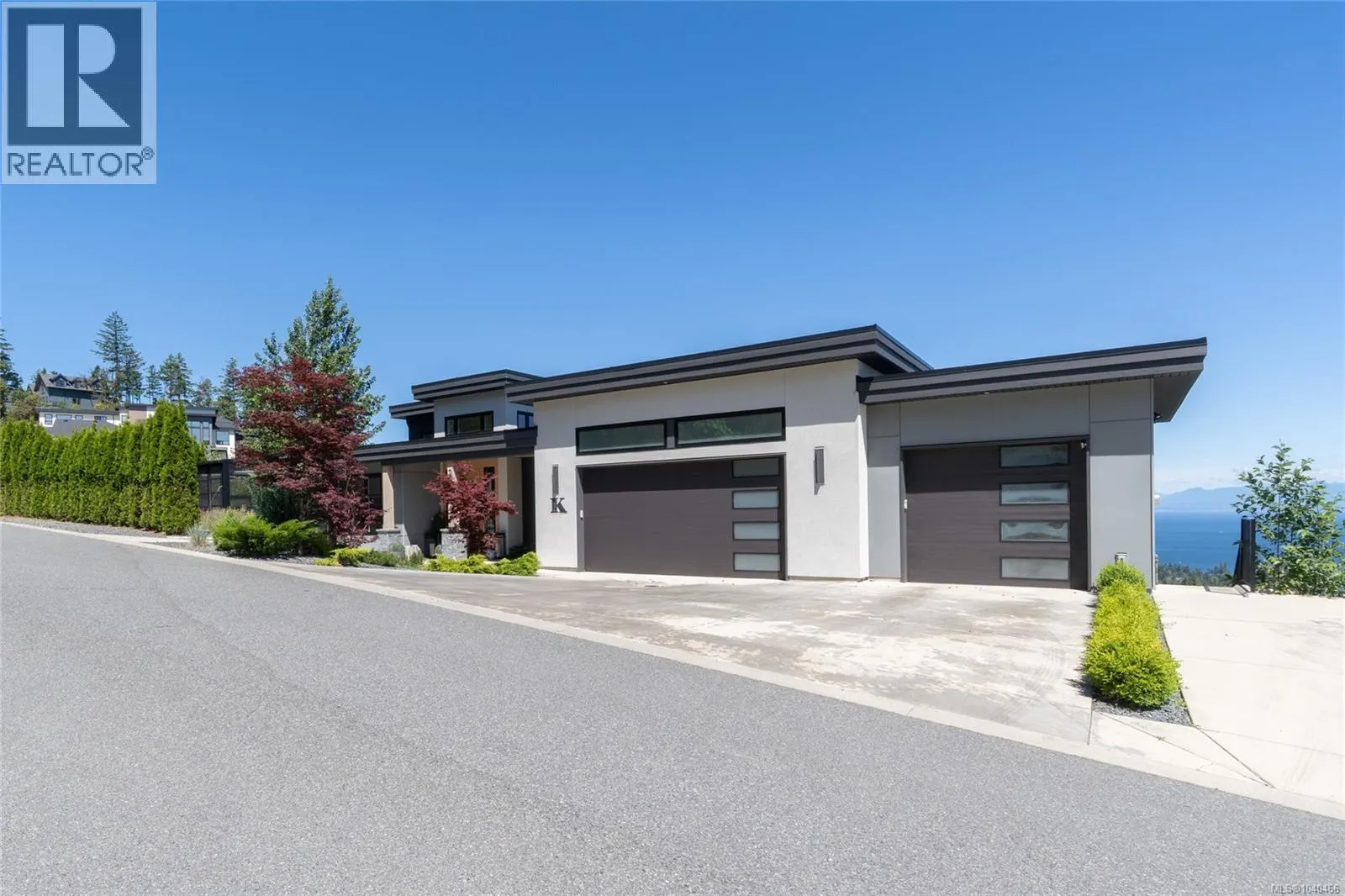 7376 High Ridge Cres