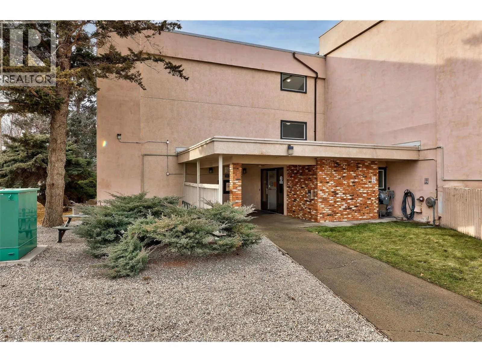 1900 Tranquille Road Unit# 20
