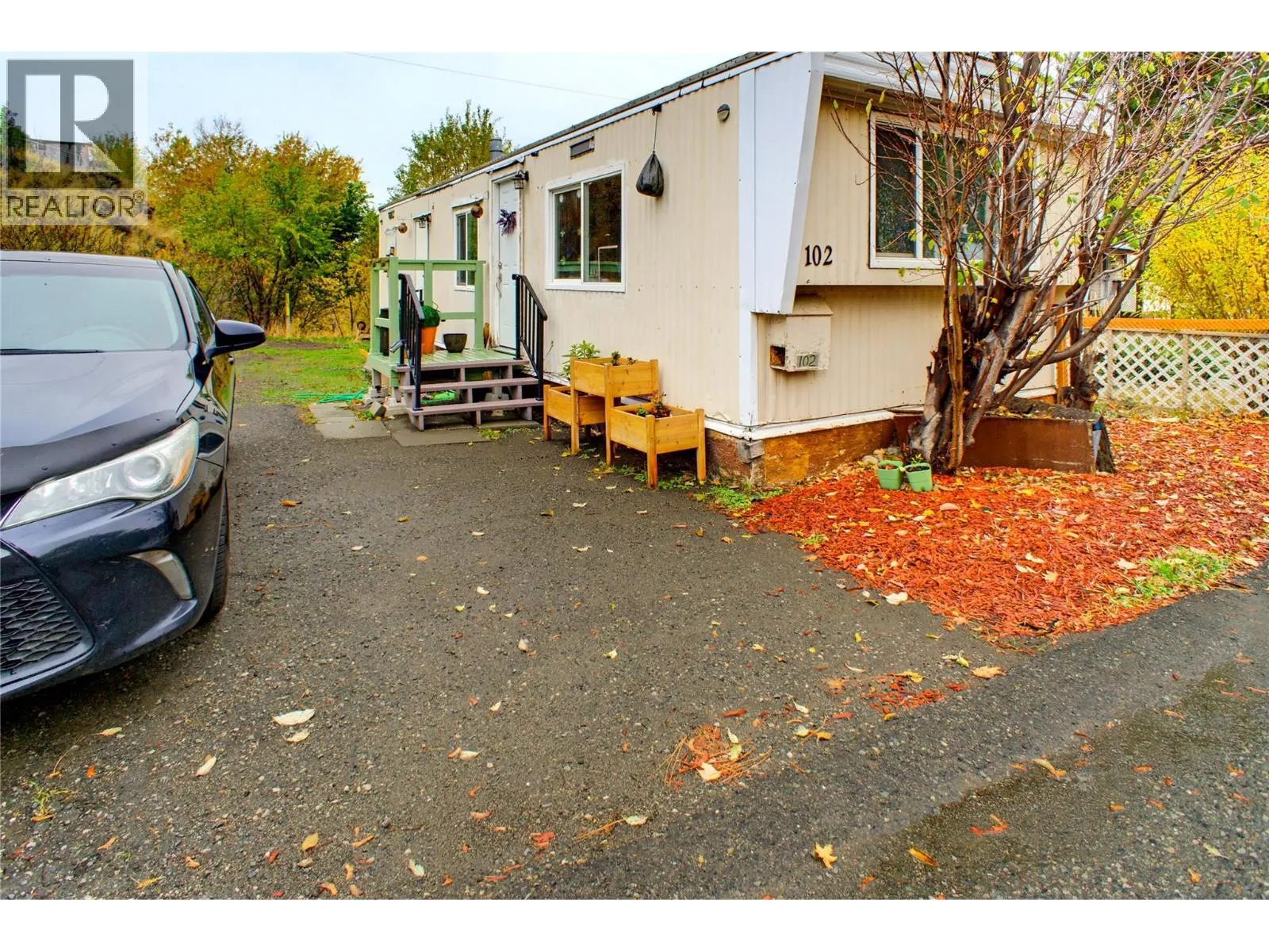 1175 ROSE HILL Road Unit# 102
