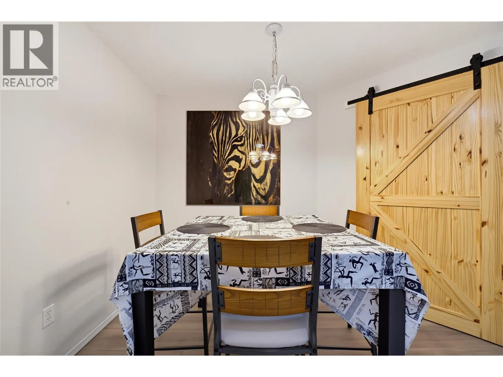 640 3 Street SW Unit# 208