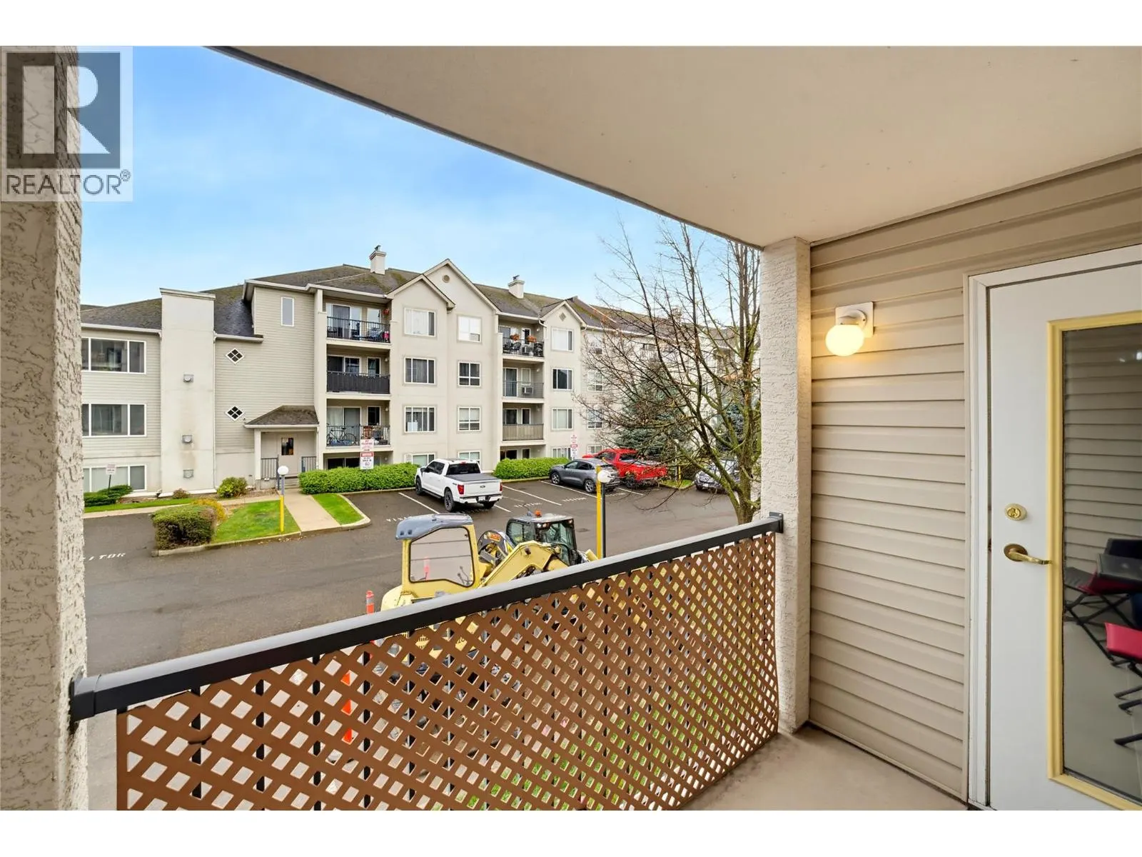 640 3 Street SW Unit# 208