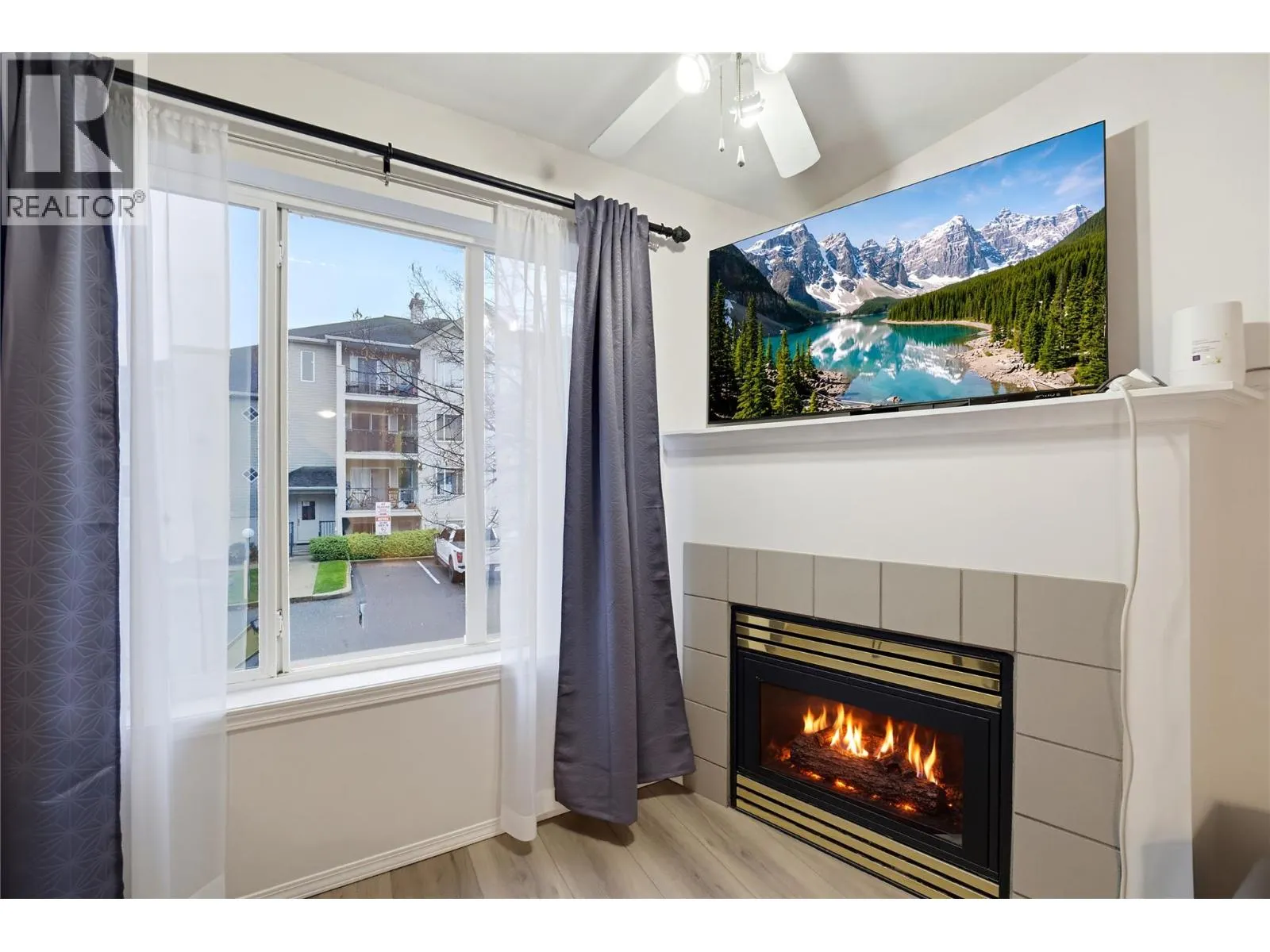 640 3 Street SW Unit# 208