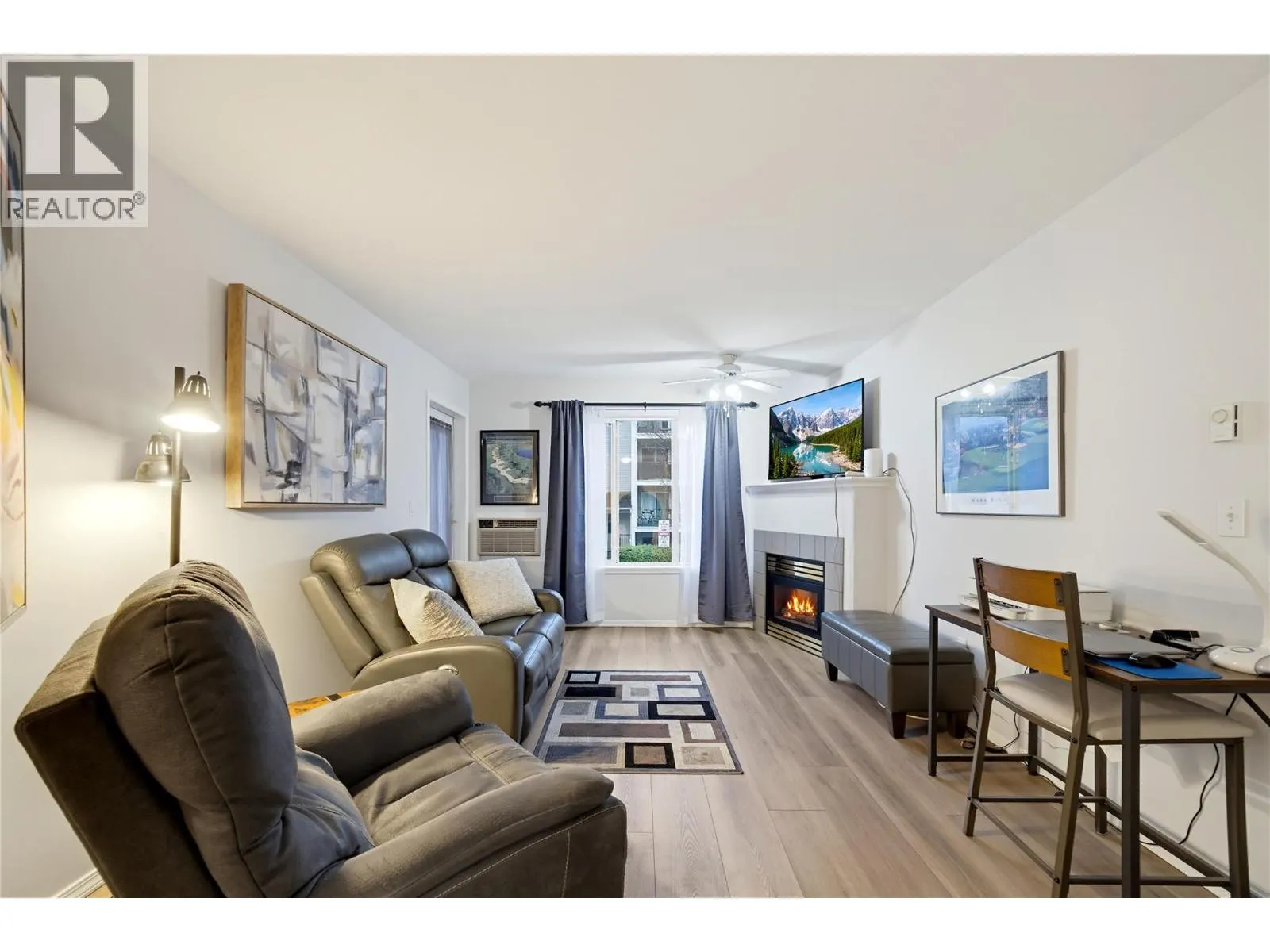 640 3 Street SW Unit# 208