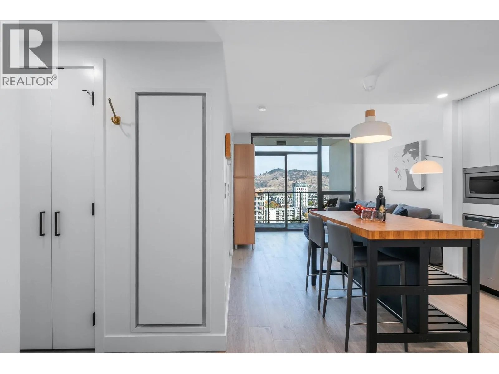 1471 St Paul Street Unit# 1609