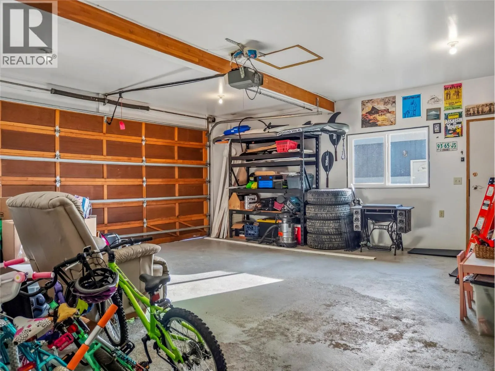 9205 7 Street
