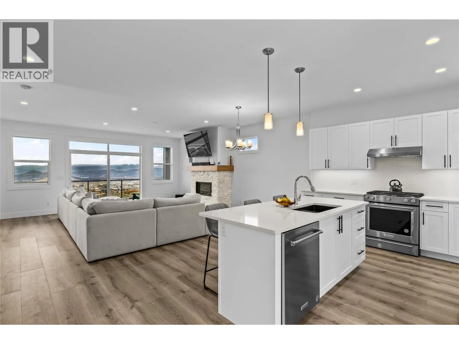 1556 Tower Ranch Drive