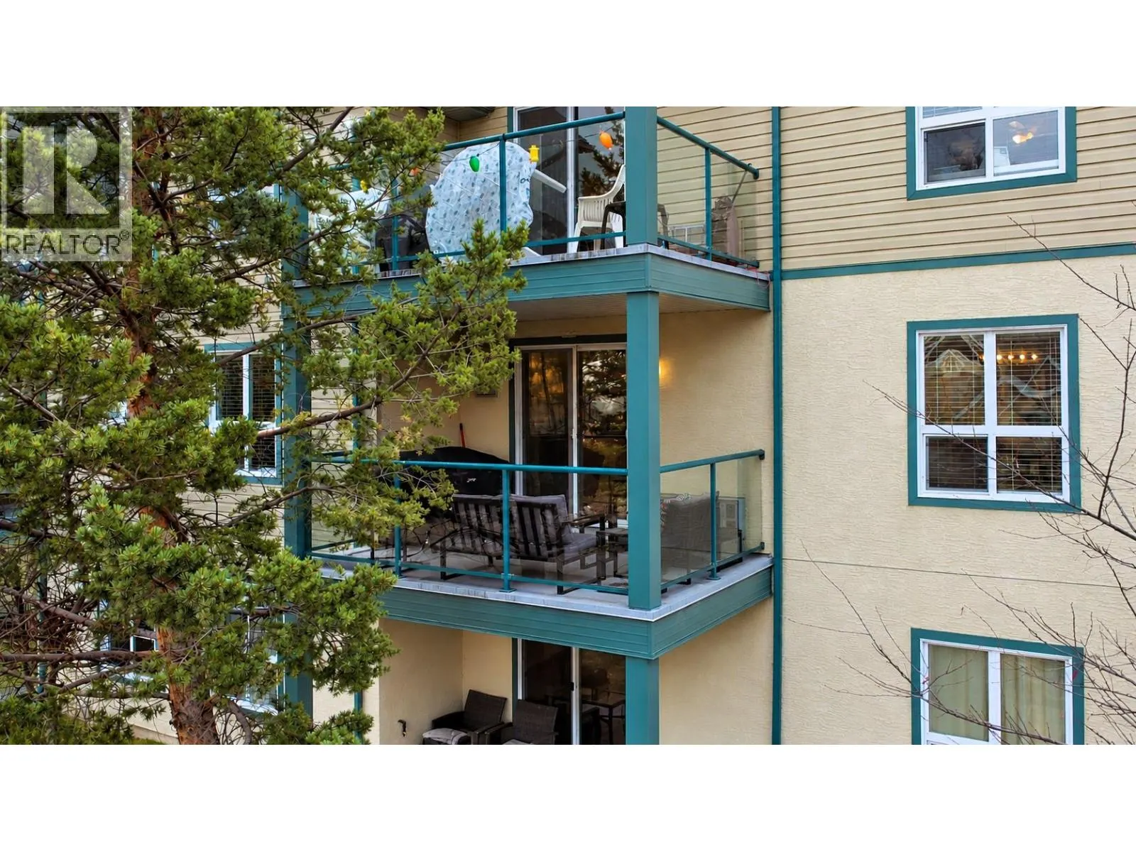 4767 FORSTERS LANDING Road Unit# 206
