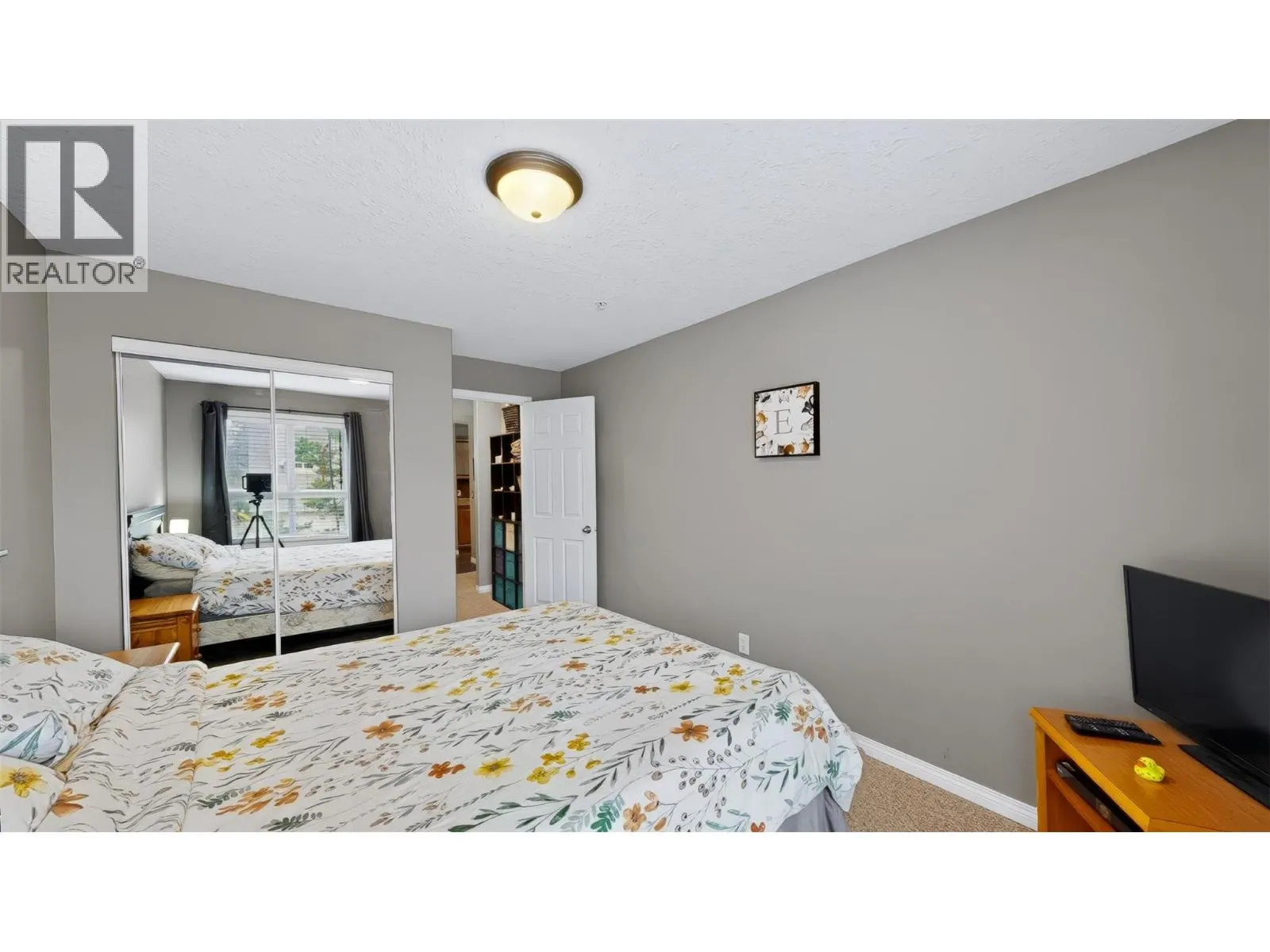 4767 FORSTERS LANDING Road Unit# 206
