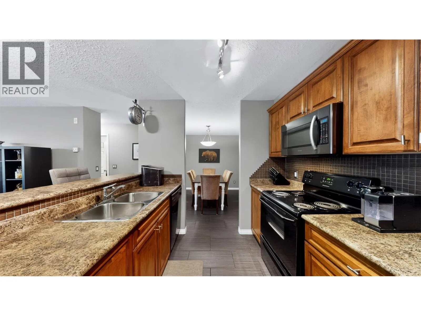 4767 FORSTERS LANDING Road Unit# 206