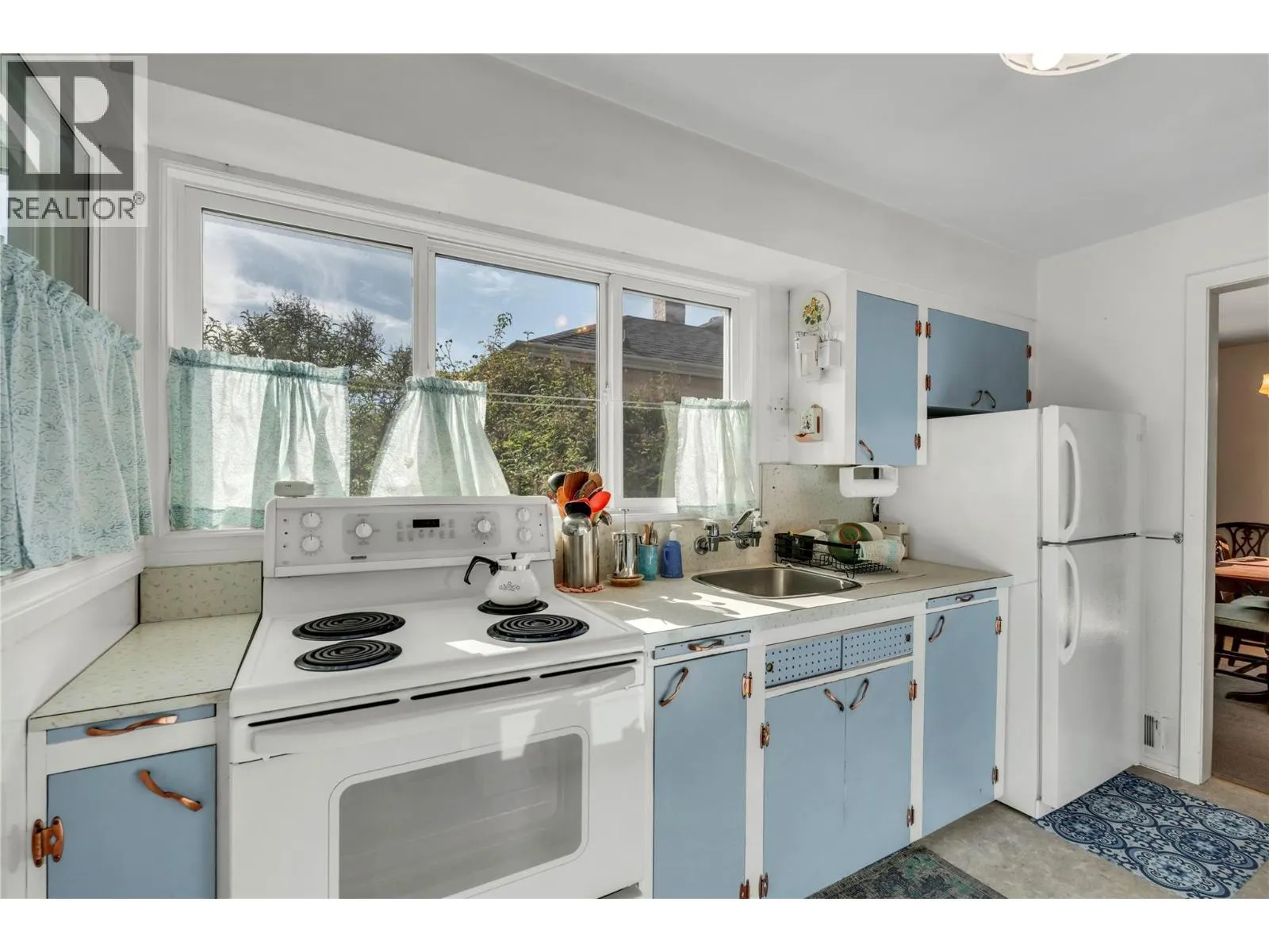 1256 Fairview Road