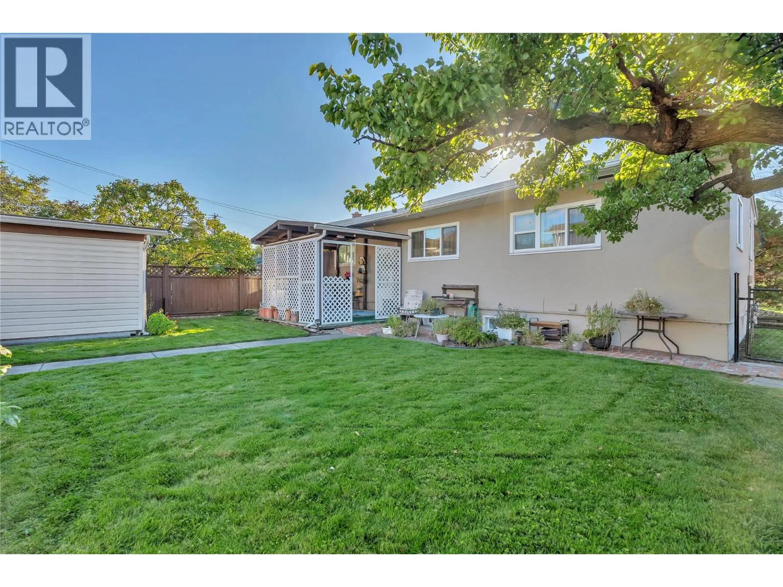 1256 Fairview Road