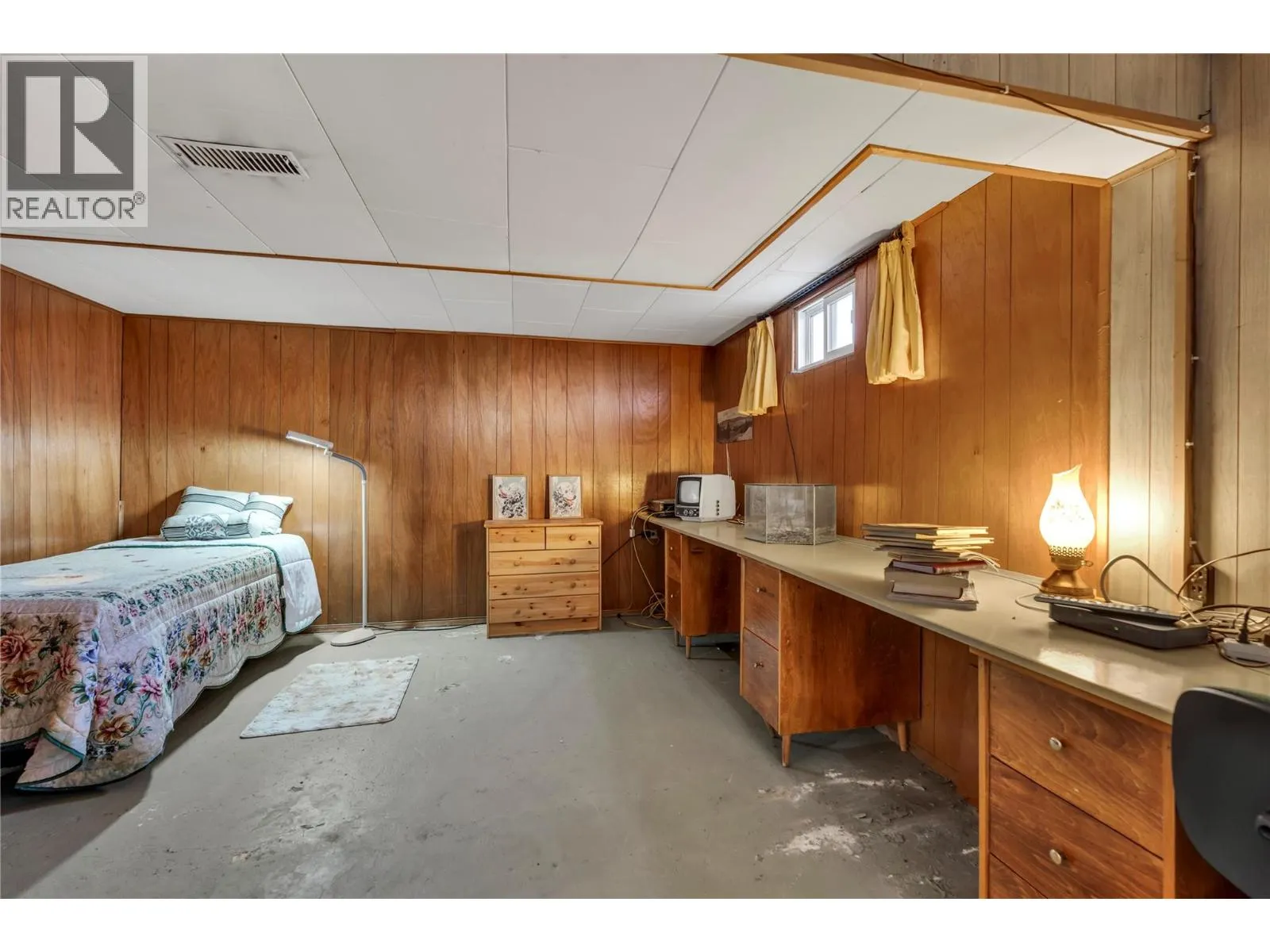1256 Fairview Road