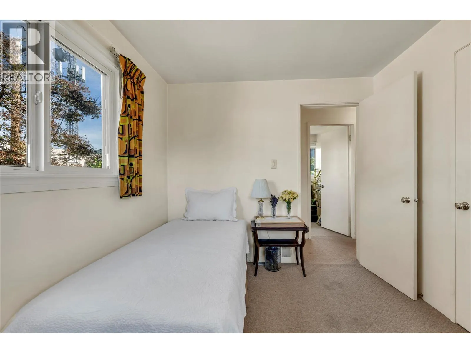 1256 Fairview Road
