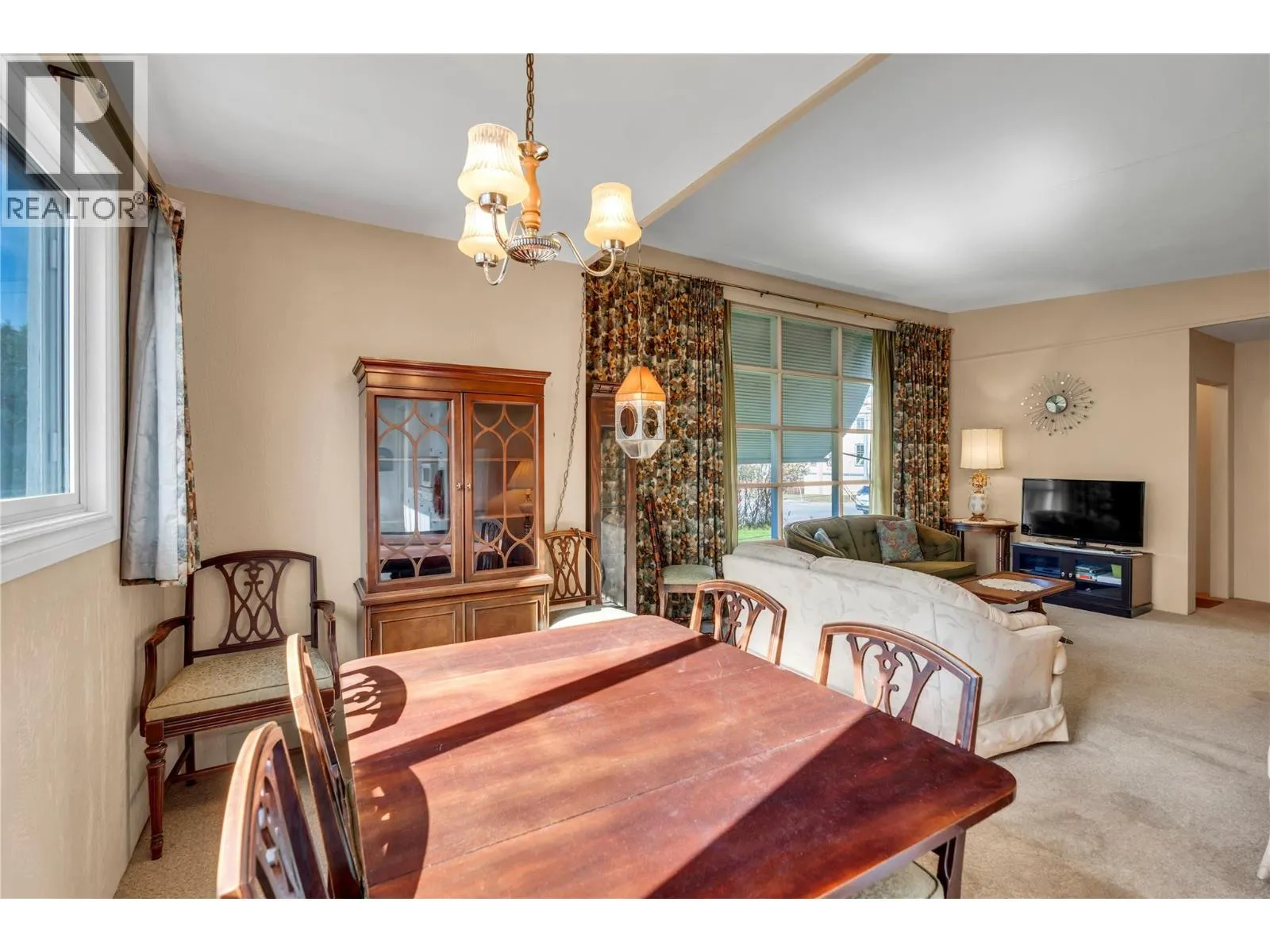 1256 Fairview Road