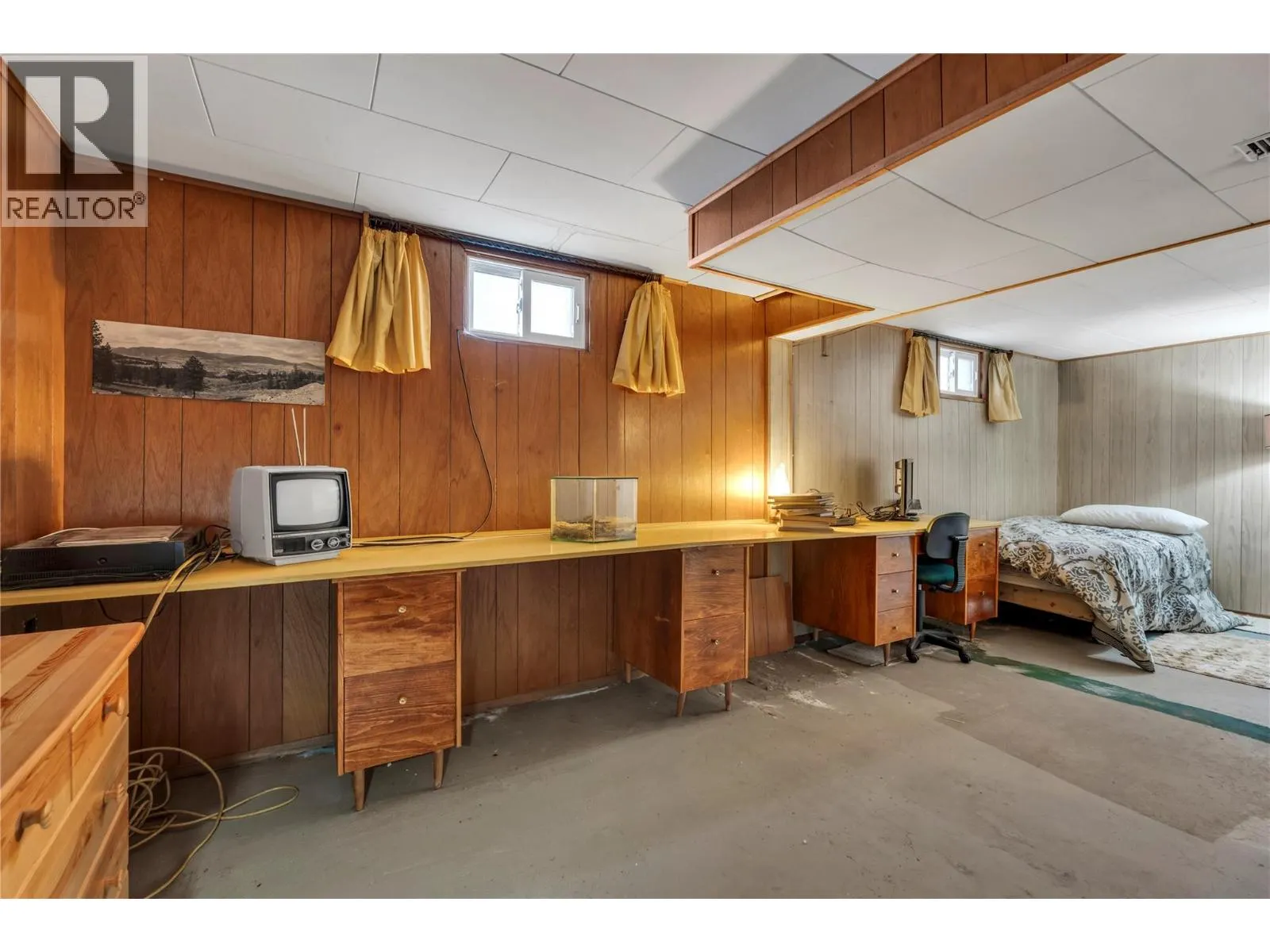 1256 Fairview Road