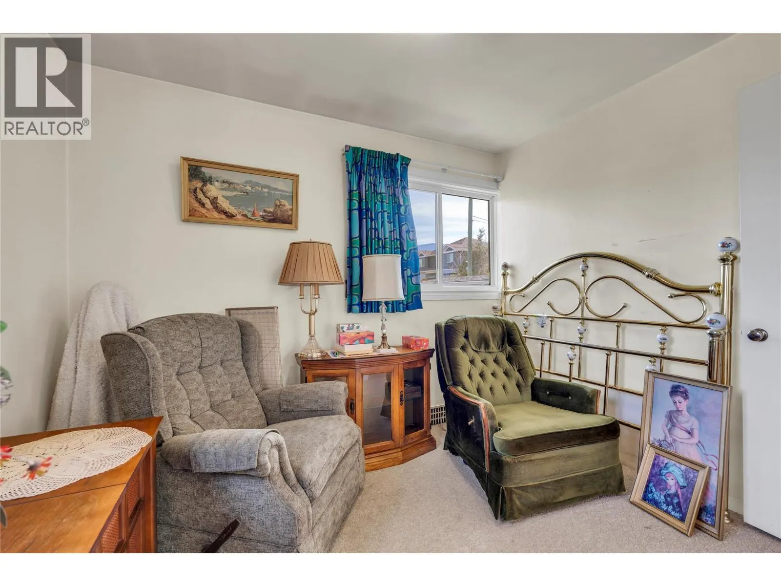 1256 Fairview Road