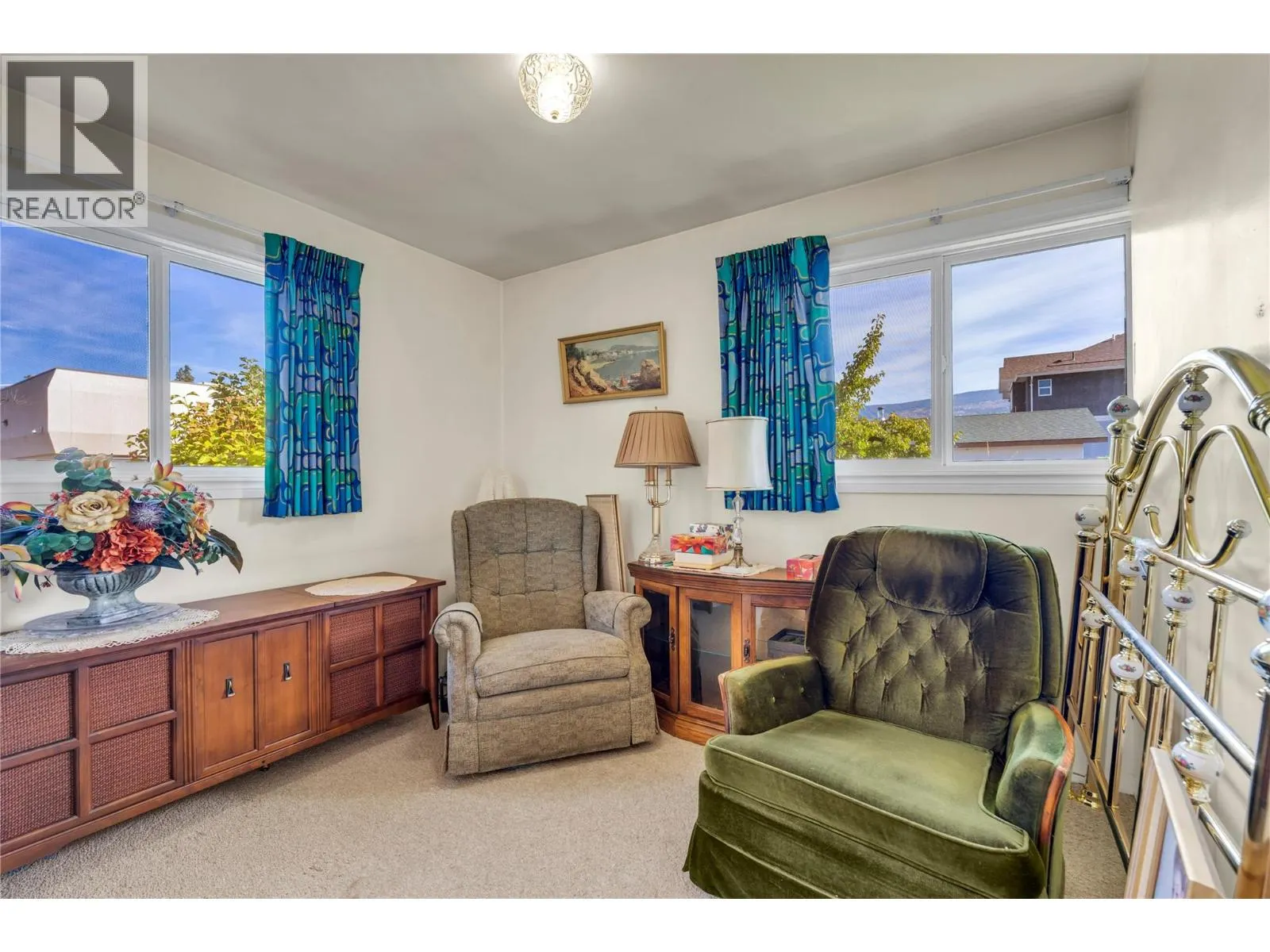 1256 Fairview Road