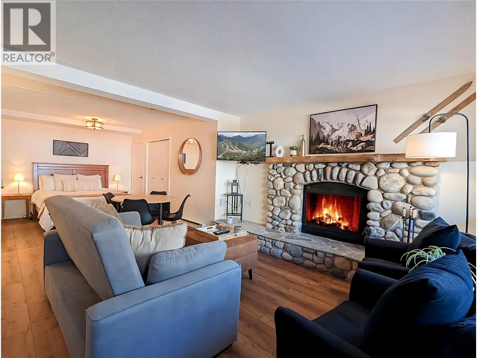 2030 Panorama Drive Unit# 806