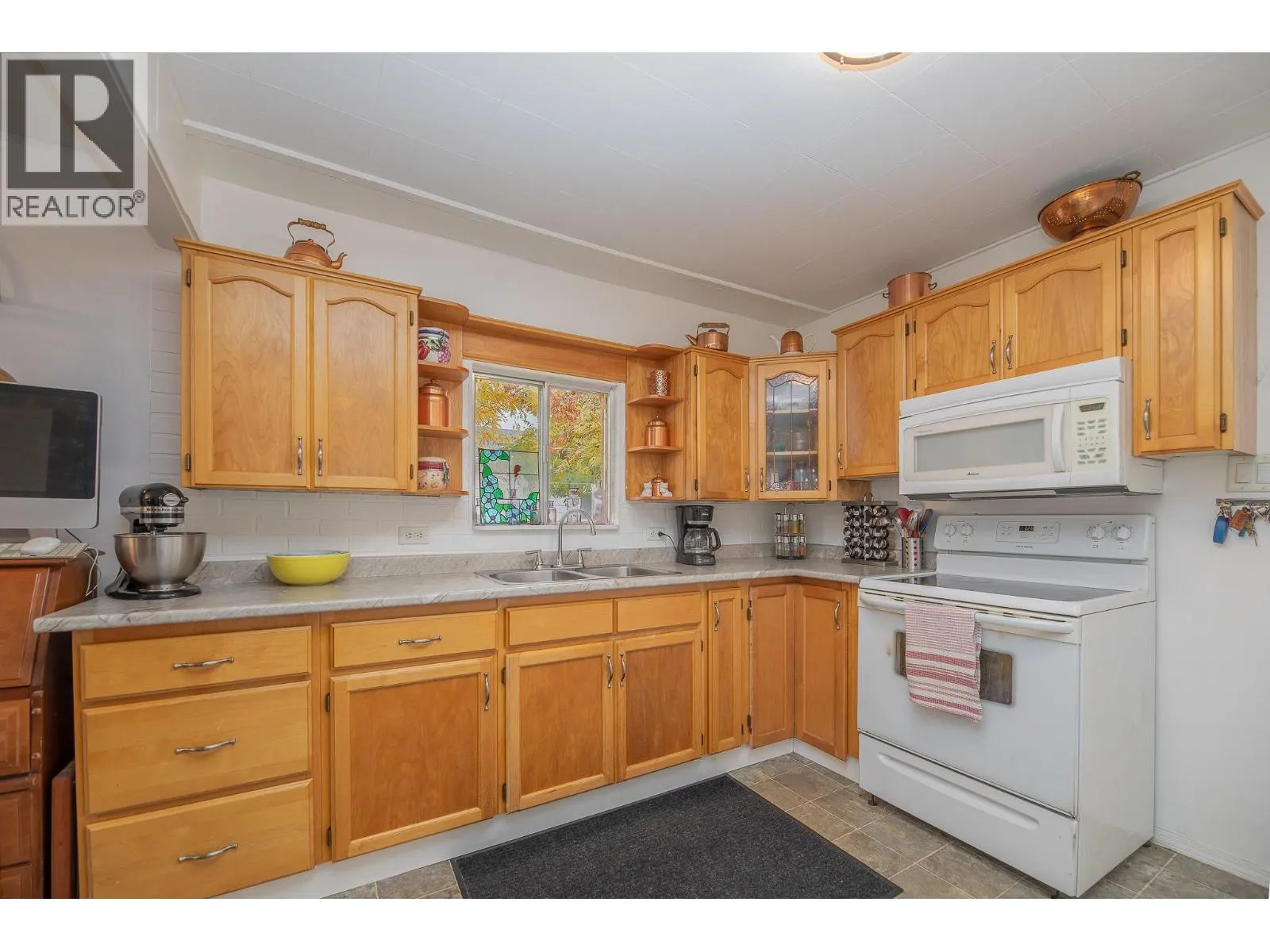 402 Conklin Avenue