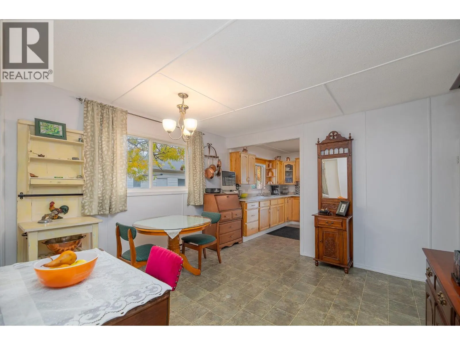 402 Conklin Avenue