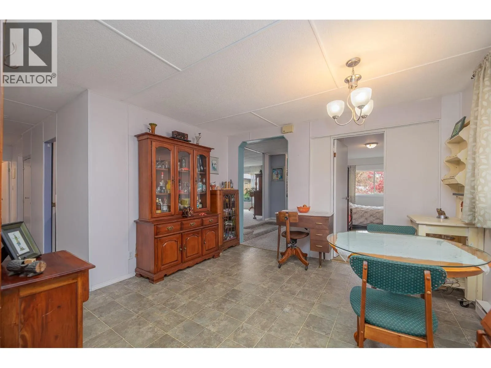402 Conklin Avenue