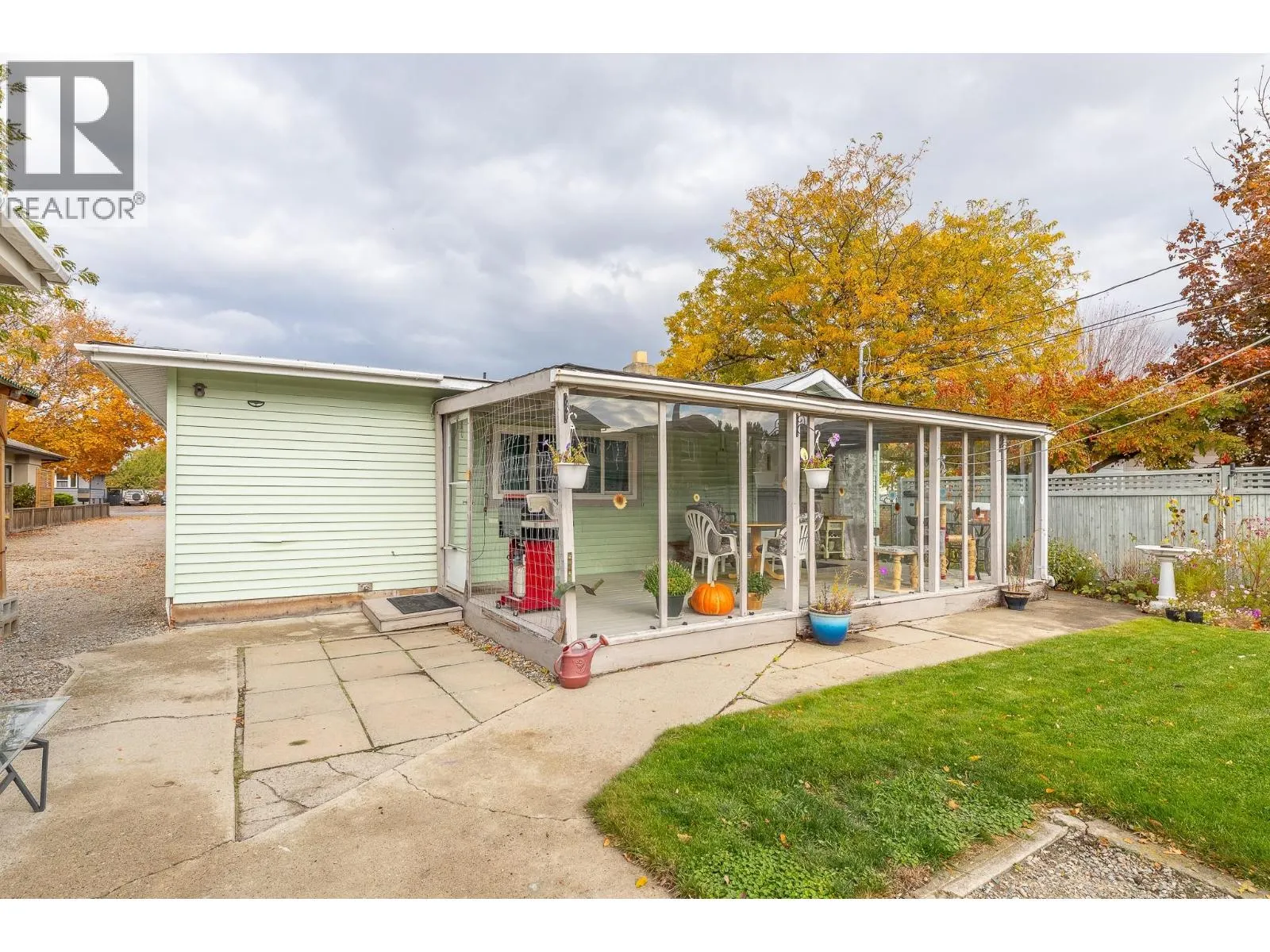 402 Conklin Avenue