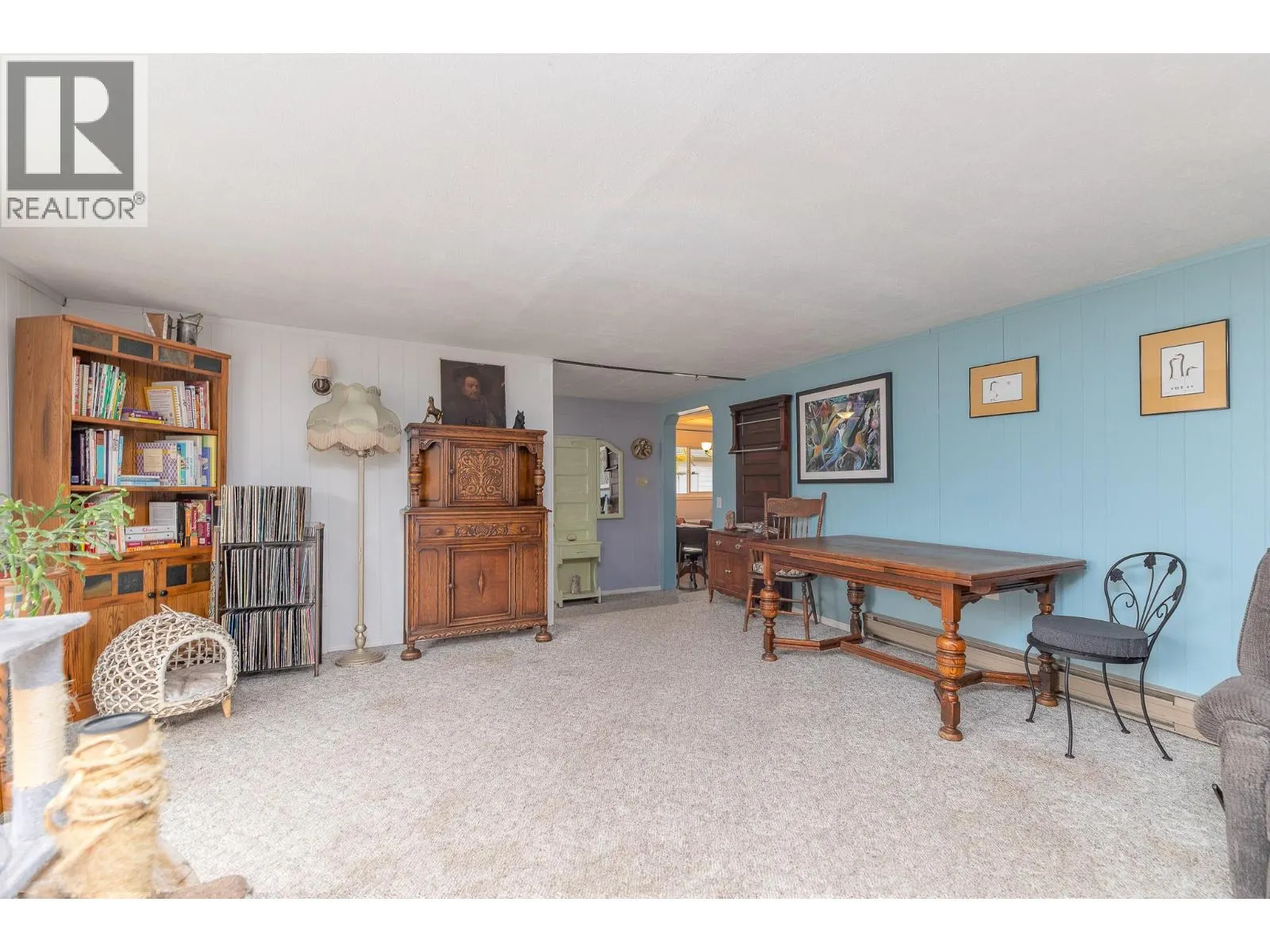 402 Conklin Avenue