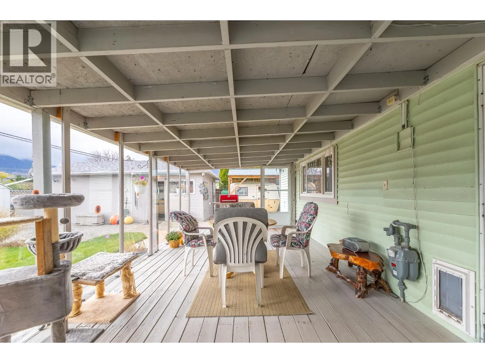 402 Conklin Avenue