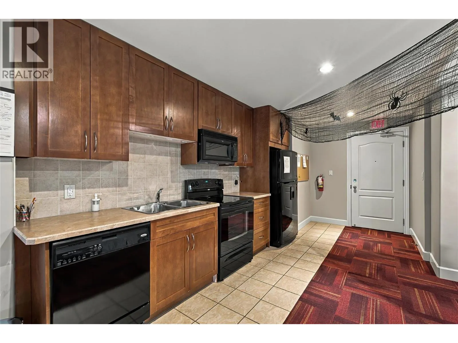 1947 Underhill Street Unit# 205