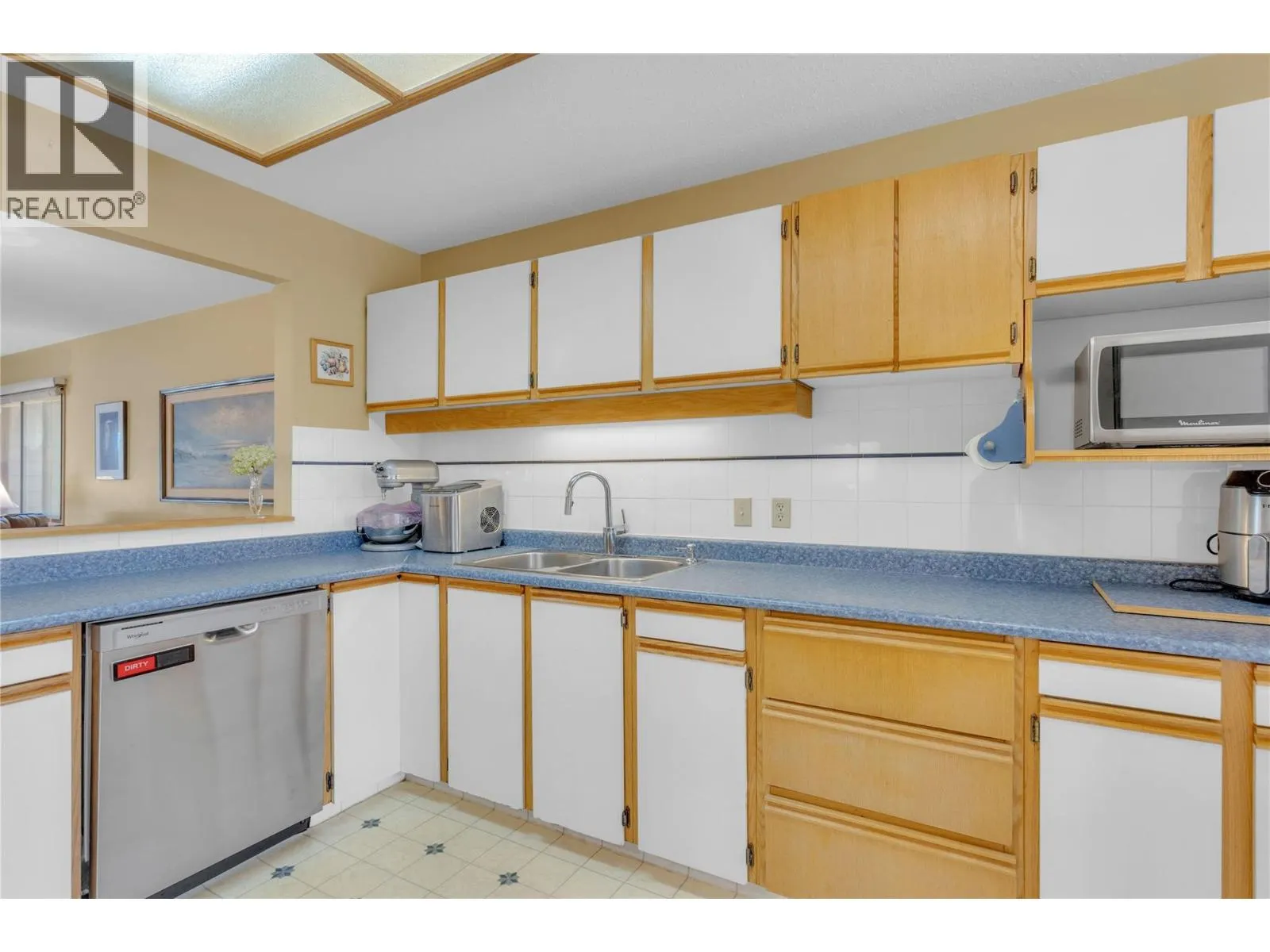1765 Leckie Road Unit# 220